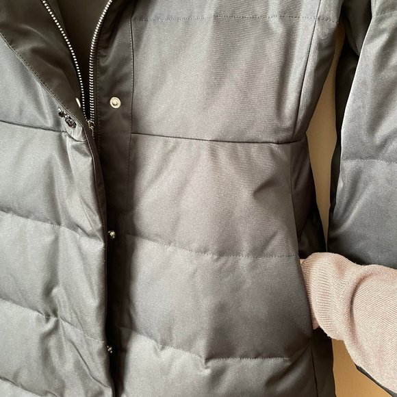 Kate Spade Black Jewel Button Puffer Coat Size 12 - Picture 5 of 13